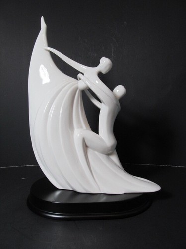 2000 enesco romantic statue - enesco,