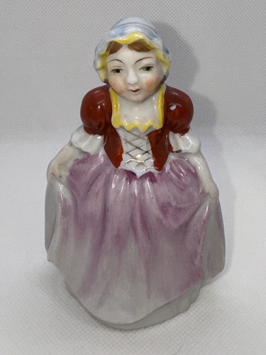 Dancing vintage figurine japan - dancing,
